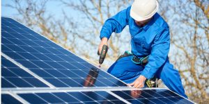 Installation Maintenance Panneaux Solaires Photovoltaïques à Grezes
